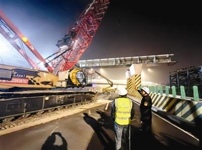 14 天挑灯夜战！津北公路改建工程 1 标顺利完成连通桥架梁任务  第1张
