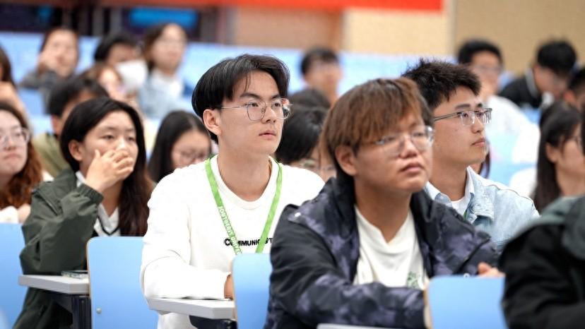 140 名东大志愿者已就位！南京马拉松即将开跑，你准备好了吗？  第1张