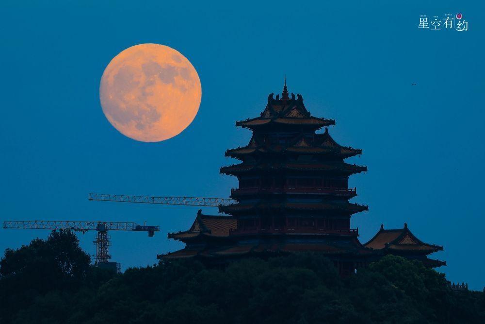 最后一次超级月亮将现身夜空，错过这次再等一年  第3张