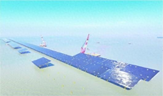 国内首个百万千瓦级海上光伏项目并网发电，发电量惊人