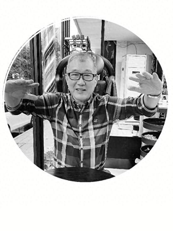 不办卡不推销，价格 10 年没涨过！这家老字号理发店为何被频繁提及？  第1张