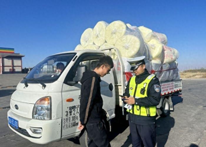 民乐县公安局交警大队全力整治交通违法行为，确保道路安全  第1张