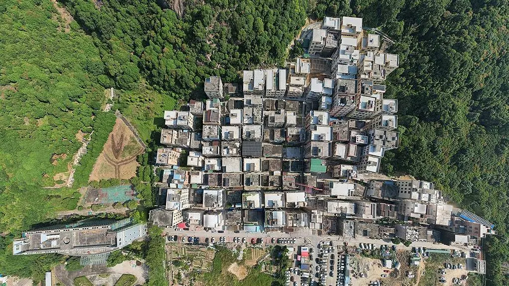 住房城乡建设部：城中村改造政策支持范围扩大，近 300 个地级及以上城市受益