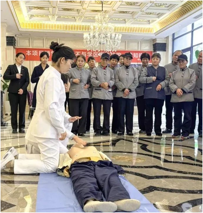 西安国医医院携手香榭物业举办急救培训，你还不知道吗？  第2张