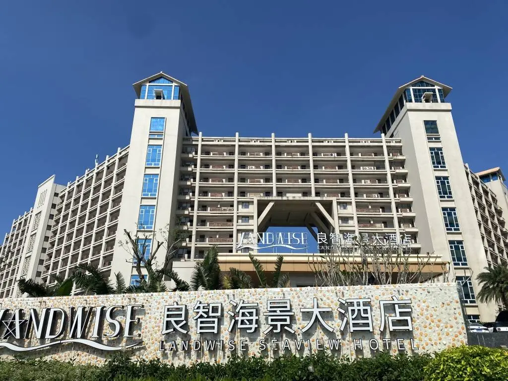 候鸟族过冬胜地宝景小区竟遭此横祸，绿地变停车场，业主维权路漫漫  第1张
