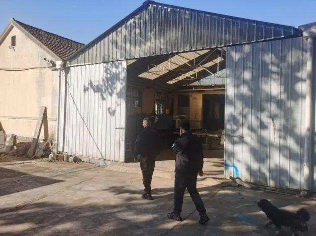 烟台高新区综合行政执法局：雷霆出击，两处违法建设被依法拆除  第2张