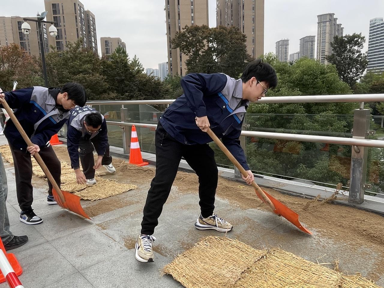 积雪难清怎么办？杭州天桥演练告诉你答案  第2张
