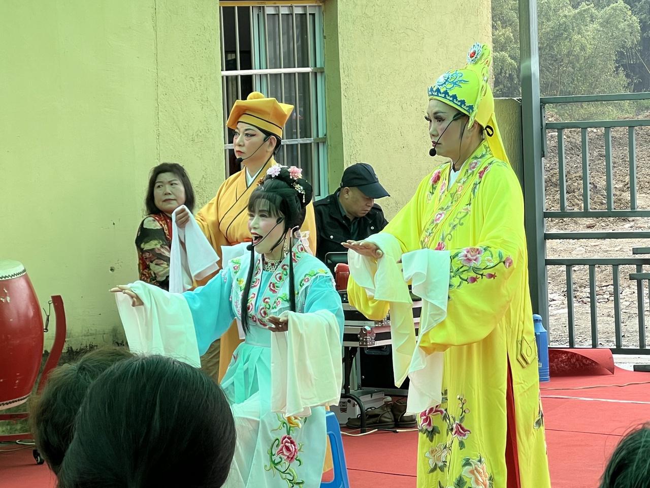 上墅乡这场文艺汇演，让村民幸福感爆棚  第2张