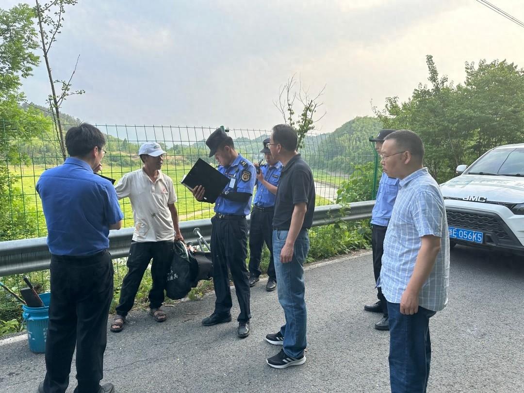 安吉县杭垓镇：5 年水质全达标，1+1＞2 共建共治格局，守护水源地  第1张