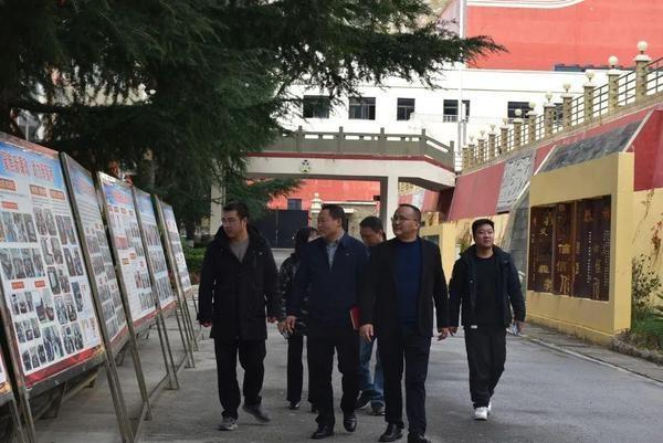 邛崃市高埂中学副校长何耀民带队赴九寨沟县中学校开展组团式帮扶活动  第2张