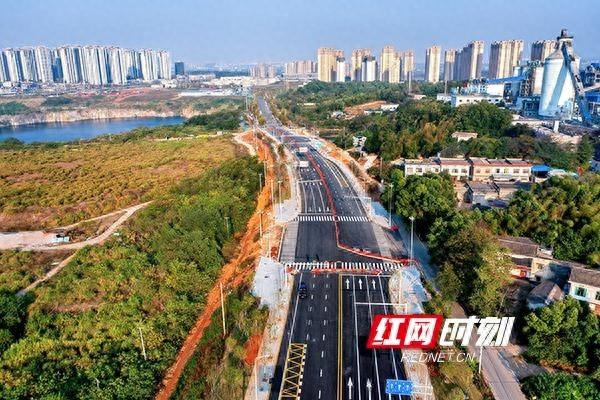 巴溪大道西延线项目即将完工，通行后将极大方便居民出行