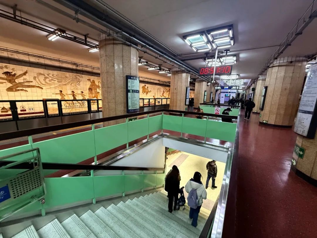 北京地铁新线开通，运营总里程全国第一！你家门口的地铁来了吗？  第2张