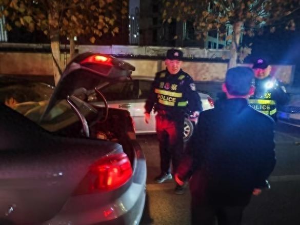 西安警方冬季行动：重拳出击，守护岁末年初社会安宁  第1张