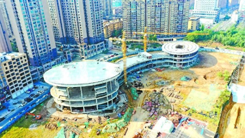 南部县火车站片区城市有机更新项目：全民健身体育活动中心建设如火如荼  第1张