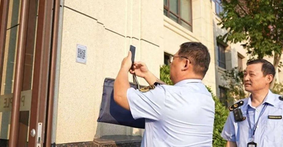 盐城市深入开展行政执法突出问题专项整治行动，全面推进法治政府建设