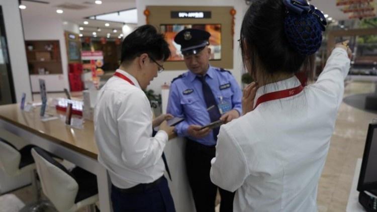 杭州联通营业员张少峰：平凡岗位上的不凡服务  第2张