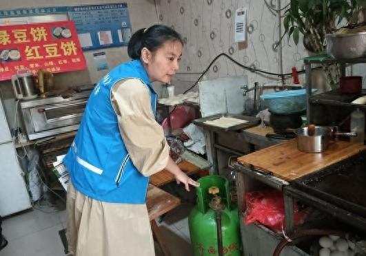 燃气安全大检查！济宁这个街道在行动，为居民生命财产保驾护航  第1张