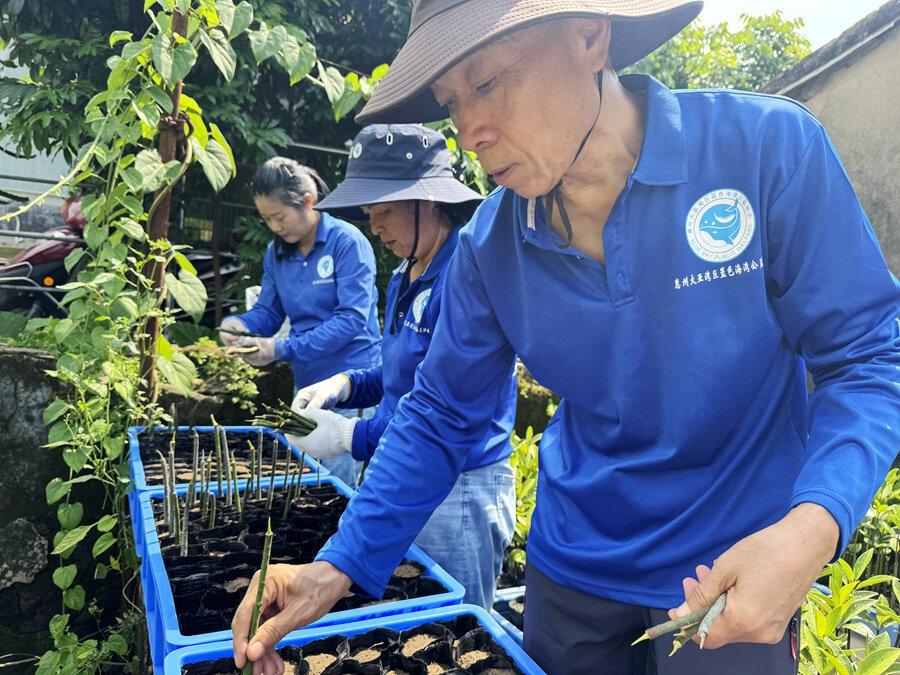 67 岁老人大病初愈后做了这件事，竟让他成为小区的骄傲  第2张
