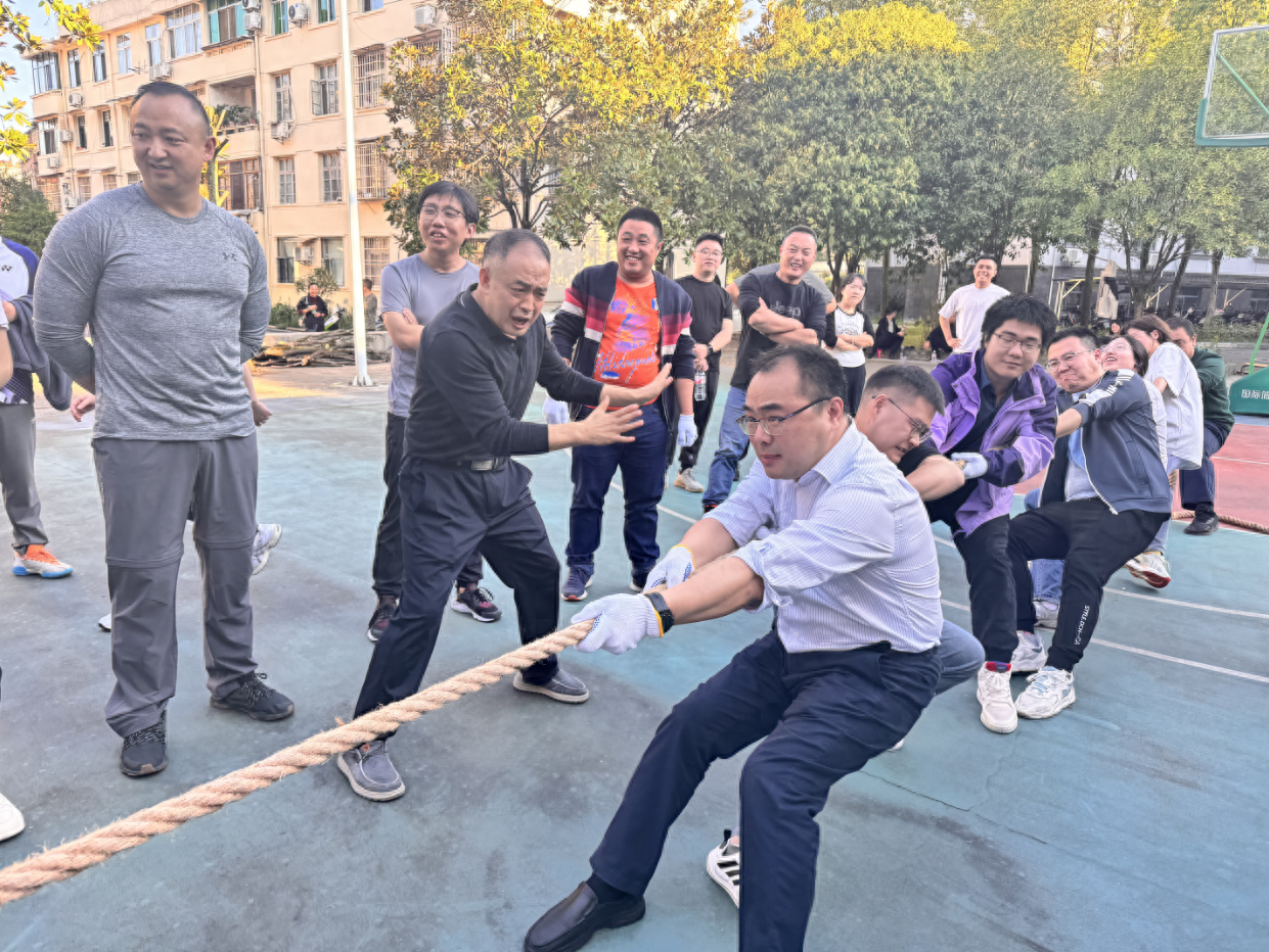 120 余名干部职工参加！恩施州气象部门 2024 年趣味杯运动会精彩来袭  第1张