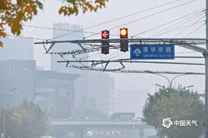 大降温！北京周末将迎明显降雨，阵风可达六级，你准备好了吗？  第1张