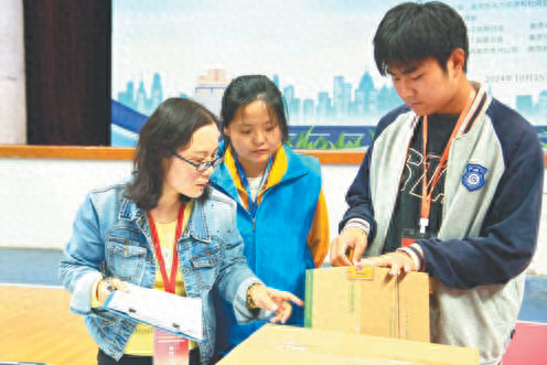 120 名快递员同场竞技展绝活，谁将成为南京市快递行业的技能之星？  第1张