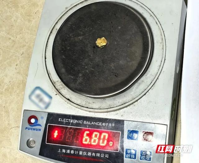 修复金手镯只要 10 块钱？桃源县一老人竟被偷了 9 克多黄金  第2张