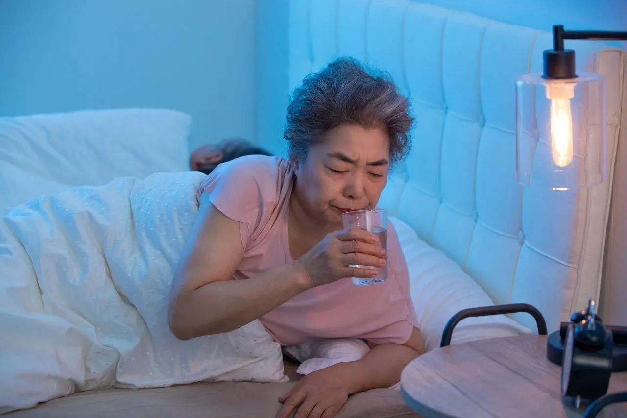 睡前 1 小时这样做，让你气血充足、睡眠好、消化好  第5张