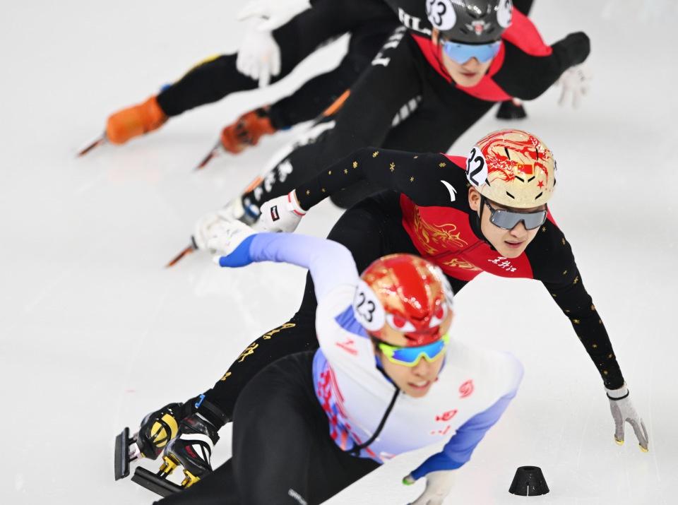 中国杯短道速滑精英联赛：钟宇晨夺冠，李佳奇、沈俊博分获亚季军  第4张
