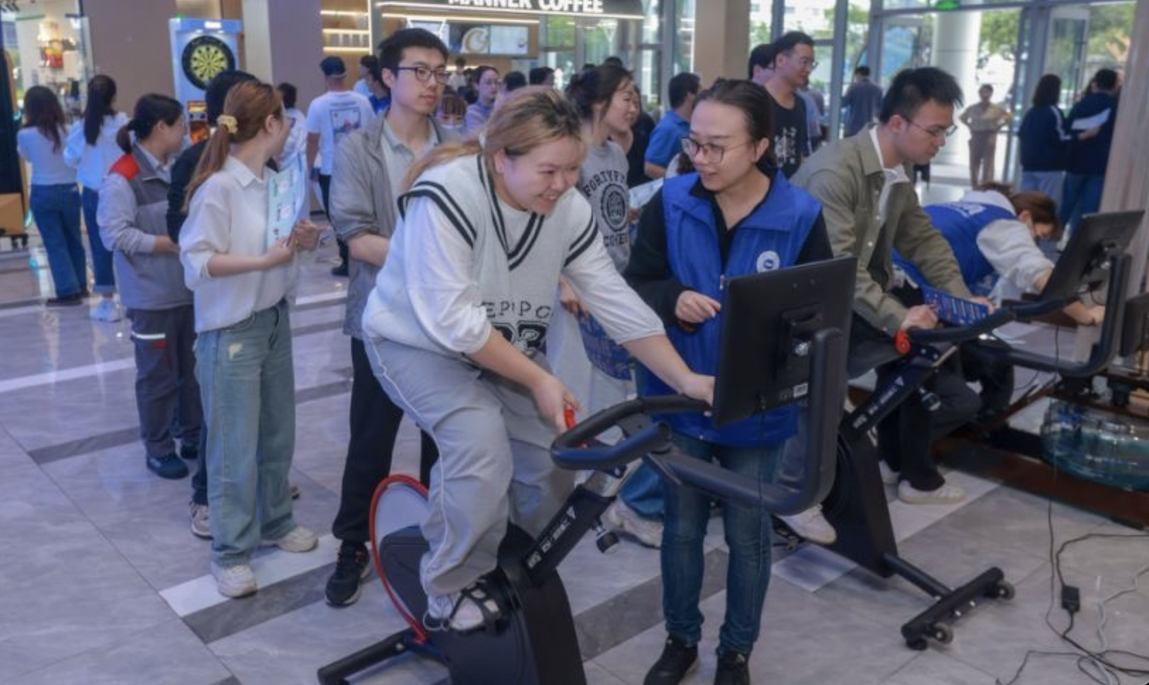 上海市职工健身汇：科技与环保的融合，六大趣味挑战等你来战  第2张