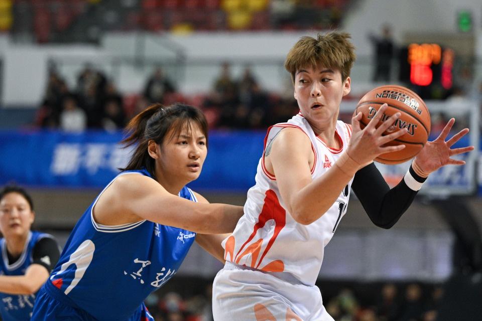 WCBA 常规赛首轮：黑龙江上东队 67 比 59 战胜合肥文旅队，精彩瞬间全记录  第6张