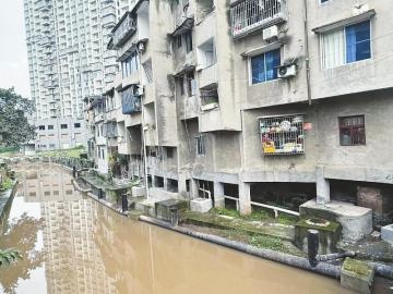地下室变污水池，居民多次反映无果，真相究竟如何？  第2张