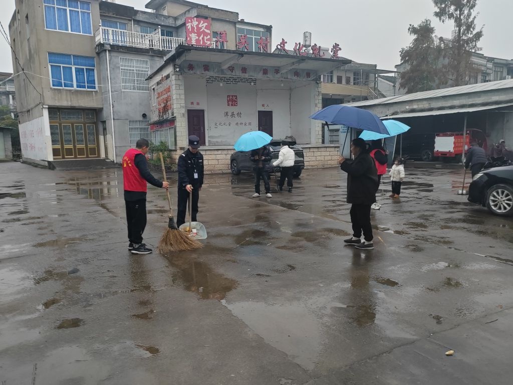 环卫工人的困境：一场由社区发起的暖心救援行动  第2张