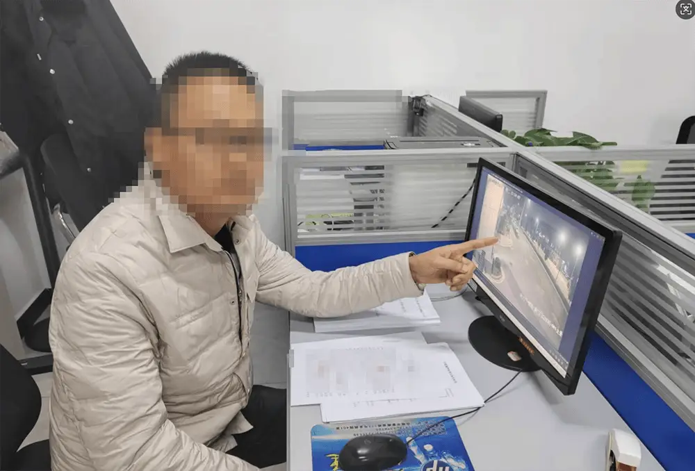 酒后闹剧！云南男子预约两代驾，谁先到谁接单，结果竟引发一场街头斗殴