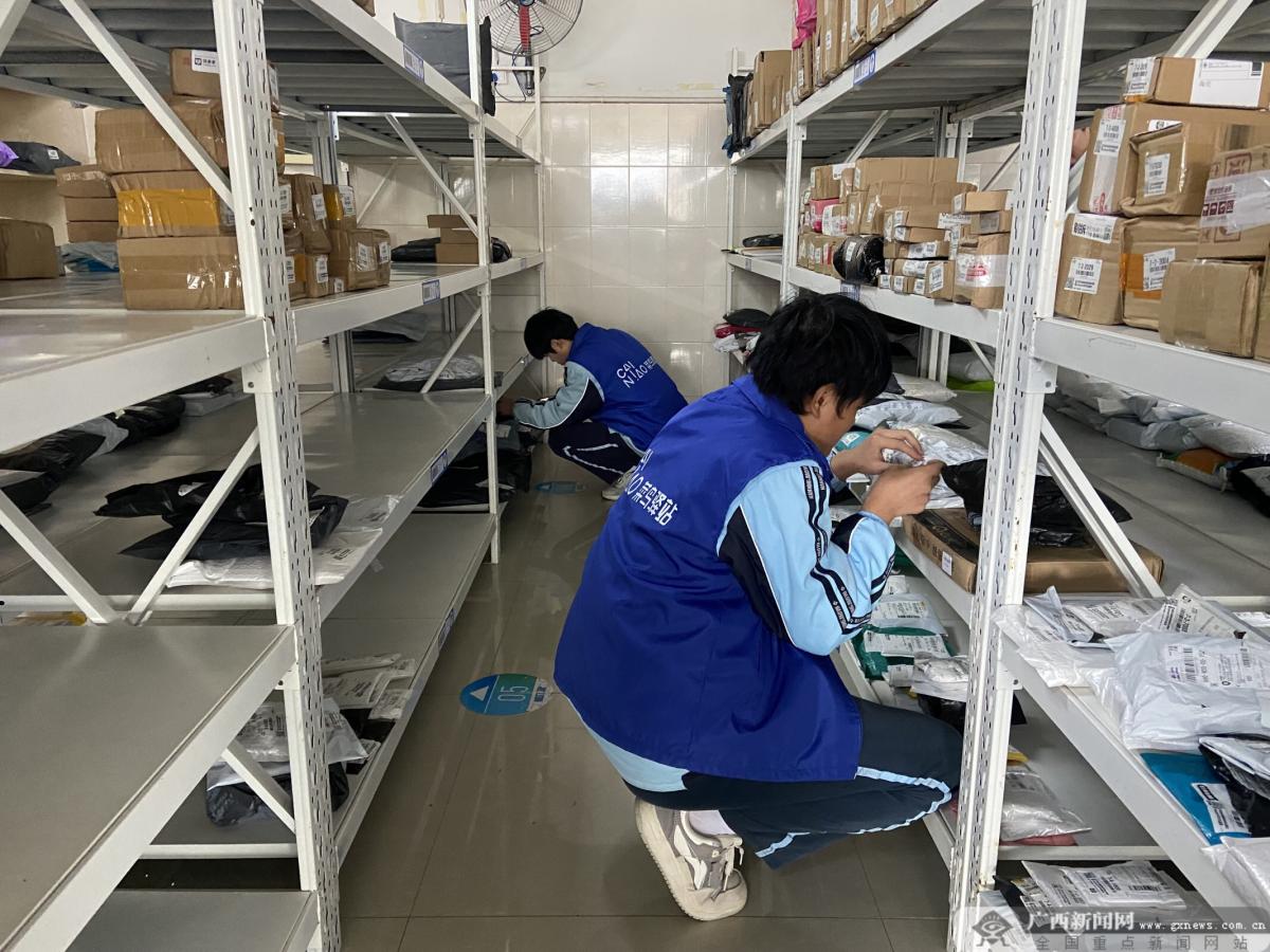 南宁六职校商贸专业群：校企合作点燃创业火花，培养实战型商贸人才  第5张