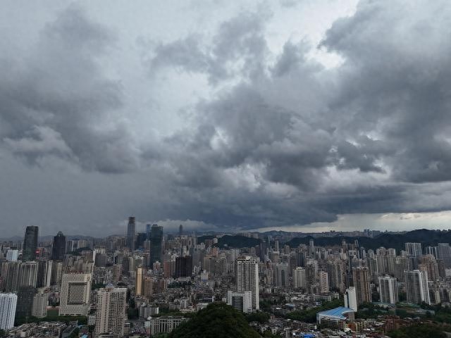 贵阳气温骤降！明天最高气温重回个位数，市民需做好防寒准备