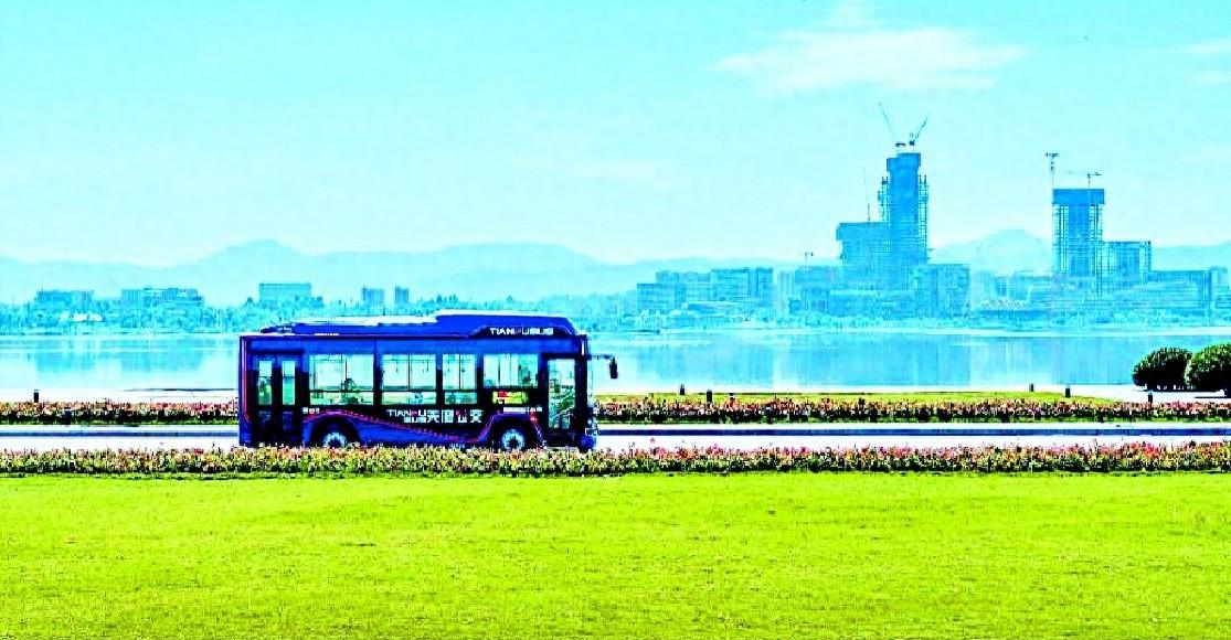 公交竟然可以像地铁一样精准到站，你敢信？  第1张