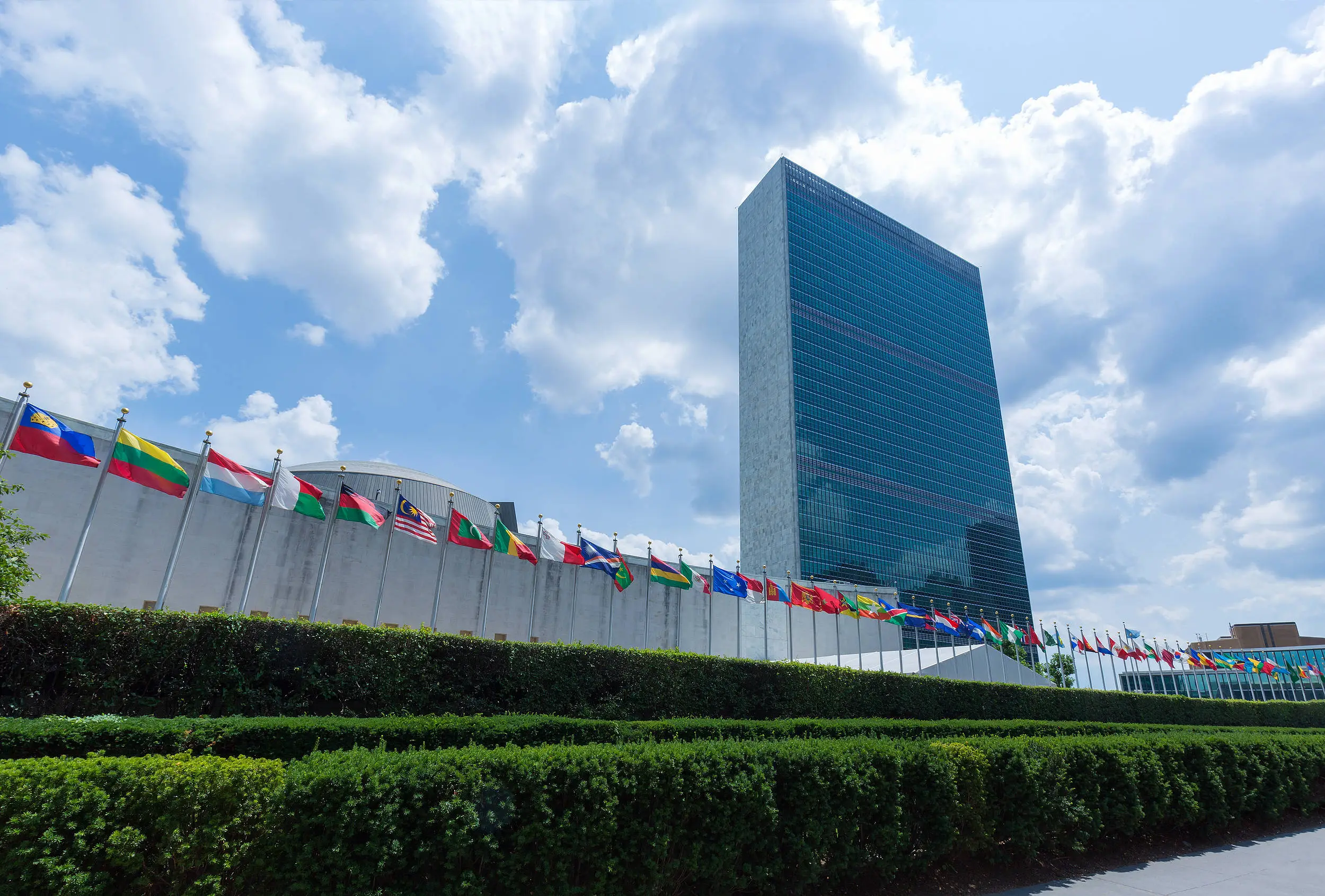 巴以局势失控，联合国紧急召开会议，中国代表傅聪提出三个必须重振  第1张