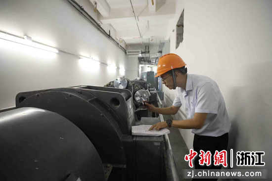 宁波中心大厦超高速电梯即将运行，你敢坐吗？  第2张
