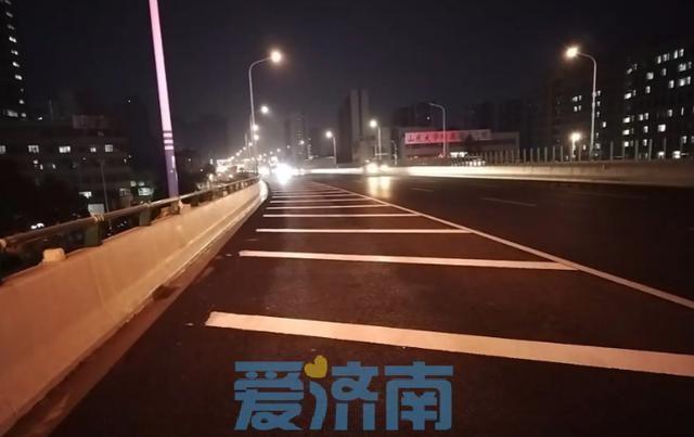 济南高架路保洁：以绣花功夫打造城市亮丽风景线  第2张