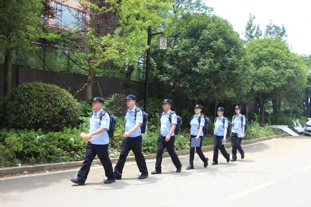 贵安新区公安局小何警务室：全方位守护贵阳大数据科创城的安宁与繁荣