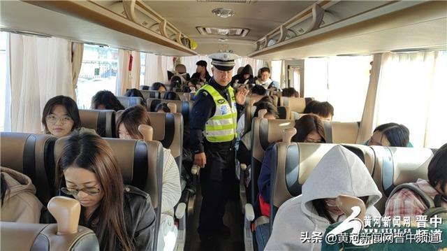 介休公安交警大队深入多家企业，开展形式新颖的宣传活动  第3张