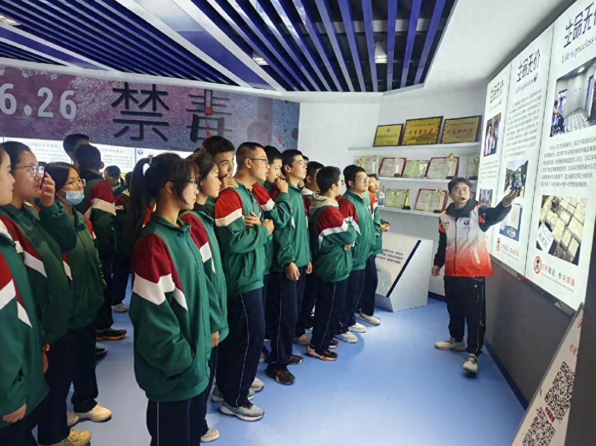 VR 毒驾体验让学生们深刻认识到毒品的危害  第1张