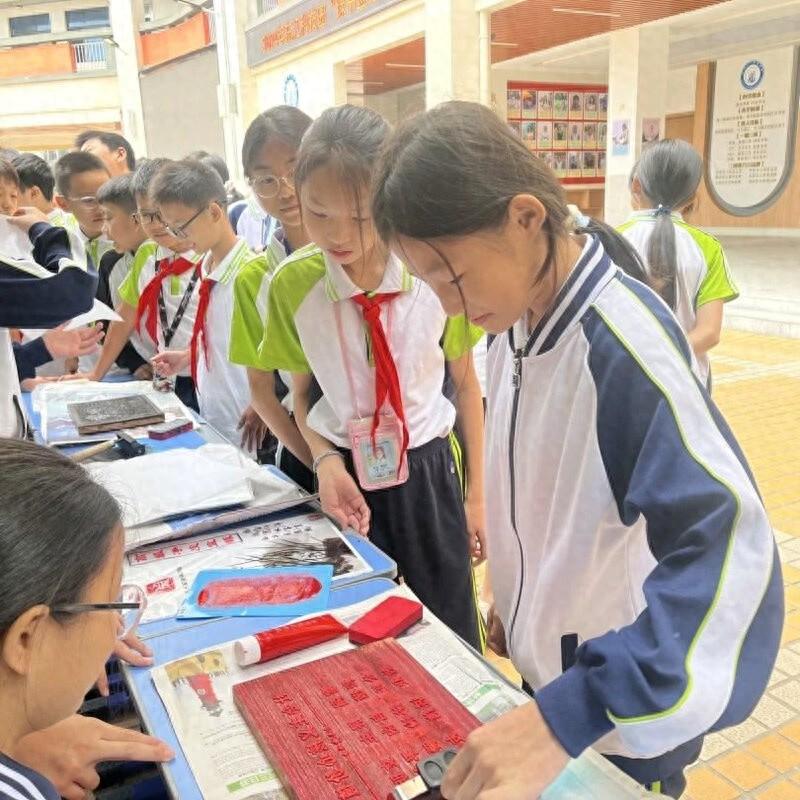 400 余名学生参加！东江科技园开展护苗绿书签活动，意义重大  第1张