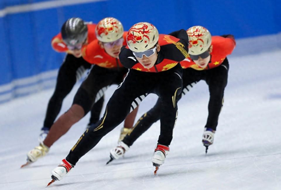中国短道速滑队媒体开放日，朱祎玎、刘少林、林孝埈等队员训练画面曝光  第1张