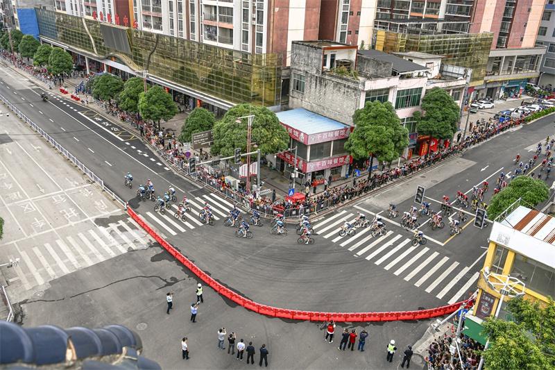2024 格力-环广西公路自行车世界巡回赛，德保赛段有何独特魅力？  第4张