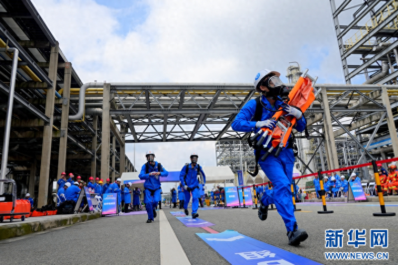 2024 年全国石油石化系统乙烯装置操作工技能竞赛：巅峰对决，激战正酣  第1张