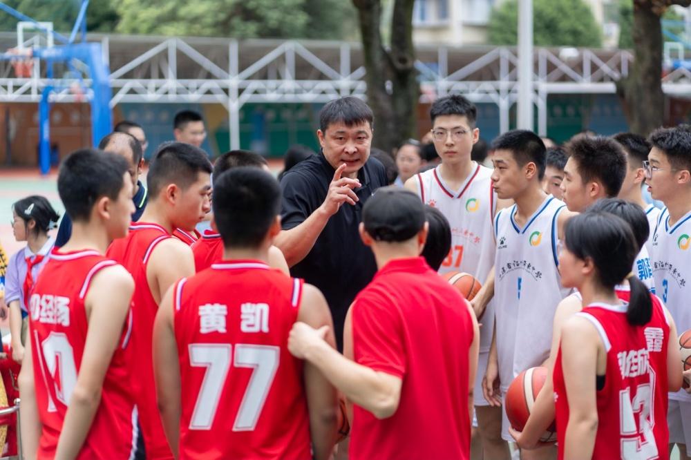 福州屏东中学：新华思政学堂点亮追梦之路，助力学生扣好人生第一粒扣子  第2张