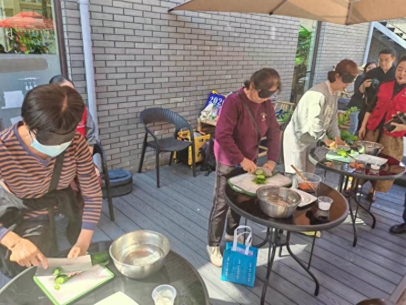 国际盲人节！全市首家中途失明者自助互助康复服务基地成立，助力盲人重获新生  第1张