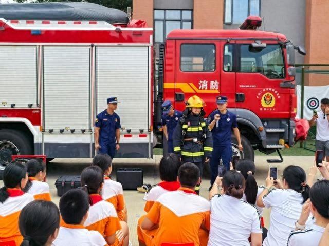2024 年全国消防宣传月将至，广州 1500 多所中小学共筑安全防线  第1张