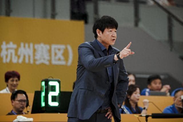 CBA 常规赛第三轮：山东高速队激战浙江方兴渡队，精彩对决一触即发  第1张
